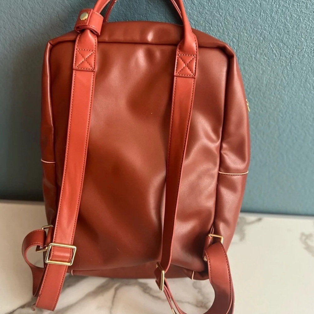 Kids Universal Sticky Lemon Rust and Tan Backpack with Front Pocket - Picture 12 of 15